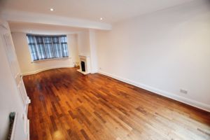 Lounge/Diner- click for photo gallery